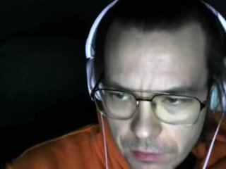 henril3on live webcam thumbnail