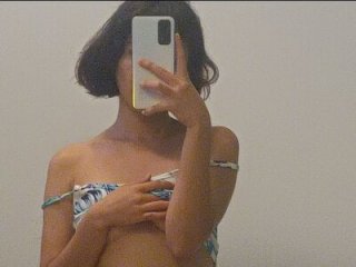 hey_roxx-OvvO live webcam thumbnail