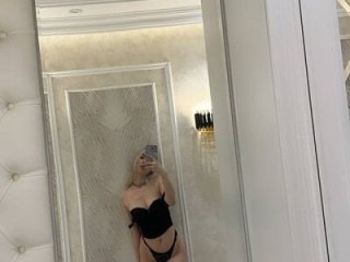 heyheyneko live webcam thumbnail