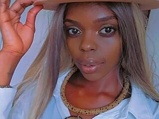 Highonmoglie live webcam thumbnail