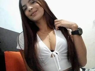 hilaryythompson live webcam thumbnail