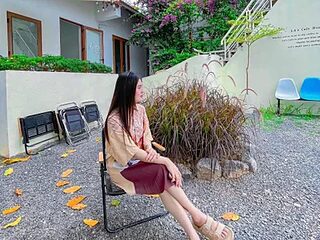 hinami-lo live webcam thumbnail
