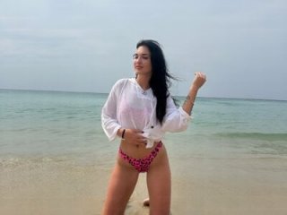 Hollara_Bangg live webcam thumbnail
