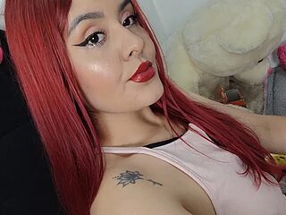 HollyMoon_ live webcam thumbnail