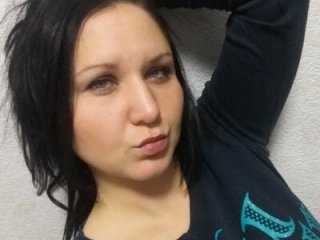 Holly_Bette live webcam thumbnail