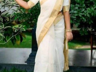 HoneyHush live webcam thumbnail