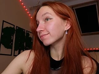 HoneyKissyX live webcam thumbnail