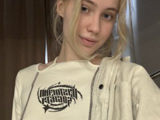 HoneyRay live webcam thumbnail