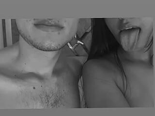 HooootCoupleee live webcam thumbnail