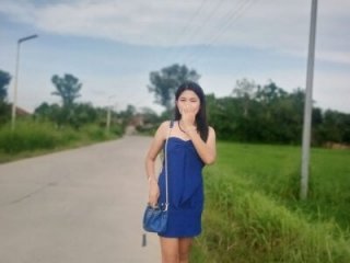 HornyAsianXxX live webcam thumbnail