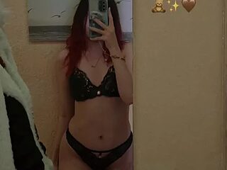 HornyCatXO live webcam thumbnail