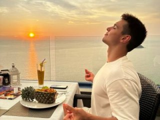 Horny_boyzz live webcam thumbnail