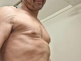 Hornyguy69986 live webcam thumbnail