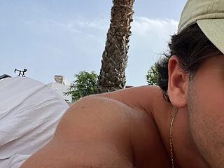 HotBigMan1 live webcam thumbnail