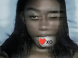 HotSkinnyLady live webcam thumbnail