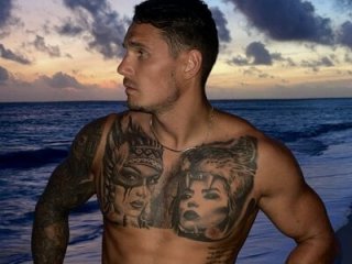 Hot__Tiger live webcam thumbnail