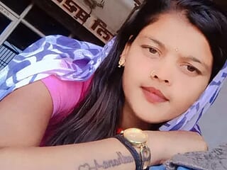 Hot_bhabi0123 live webcam thumbnail