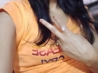 Hot_girl9943 live webcam thumbnail