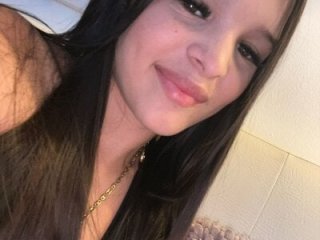 Hot_pretty_girls live webcam thumbnail