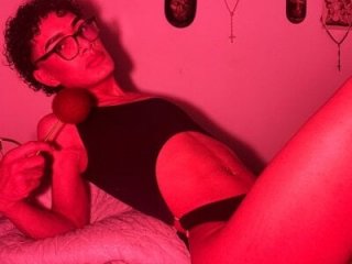 HotboyLyan live webcam thumbnail