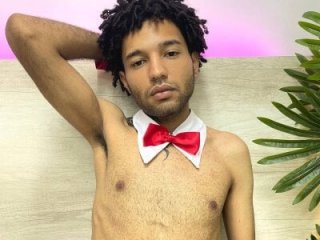 Hottie_Bear live webcam thumbnail