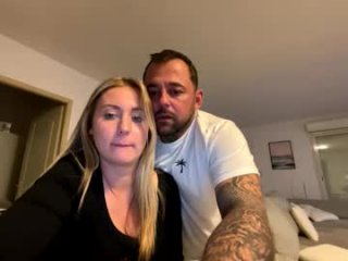 hollyandelon live webcam thumbnail