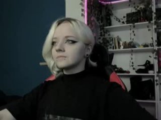 holy_mistresss live webcam thumbnail