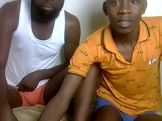 honeykissboys live webcam thumbnail