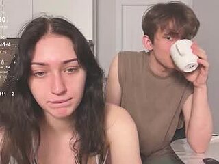 honeystormxxx live webcam thumbnail