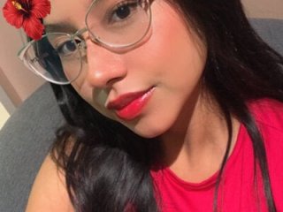 honeysweet111 live webcam thumbnail