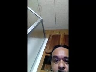hongdong574840 live webcam thumbnail