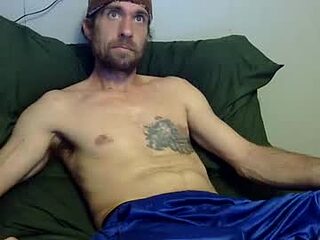 hoodedcricket live webcam thumbnail