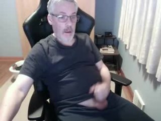 horndoggyx1 live webcam thumbnail