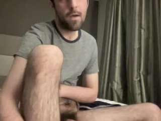 hornyshowoff202 live webcam thumbnail