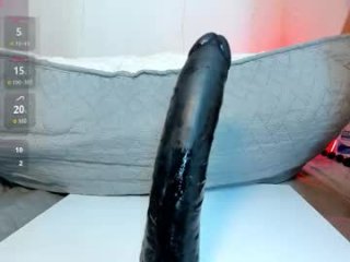 hot_boy_04 live webcam thumbnail