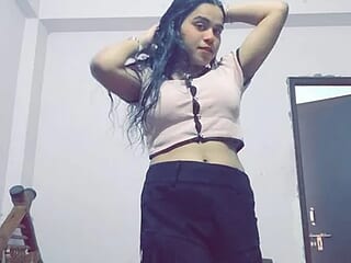 hot_poja live webcam thumbnail