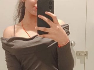 hot_senorita577 live webcam thumbnail
