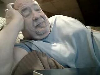 hotandhornyxxx1 live webcam thumbnail