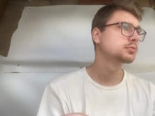 hotgentleman_3003 live webcam thumbnail