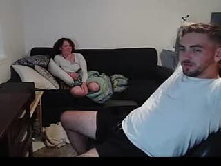 hotmtncouple live webcam thumbnail