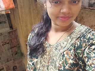 hotriya576599 live webcam thumbnail