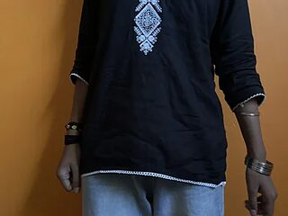 hotstudentpriya live webcam thumbnail