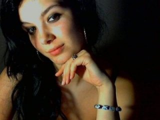 hottitsAnna live webcam thumbnail