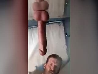 hoytme23 live webcam thumbnail