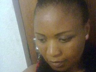 HUGE_BUSTY_EBONY live webcam thumbnail