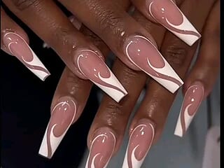 HUGE_BUSTY_EBONY1 live webcam thumbnail