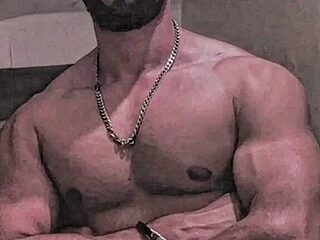 Huge_bg_cock_arabe live webcam thumbnail