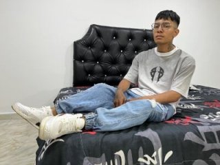 Hunteer_Boy live webcam thumbnail