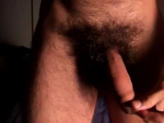 hung_dude_19 live webcam thumbnail