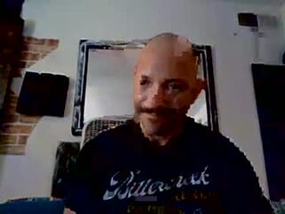 hungherowithoutacape live webcam thumbnail